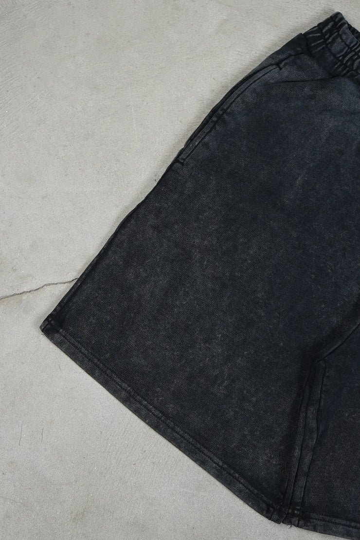 Short Oversized Black