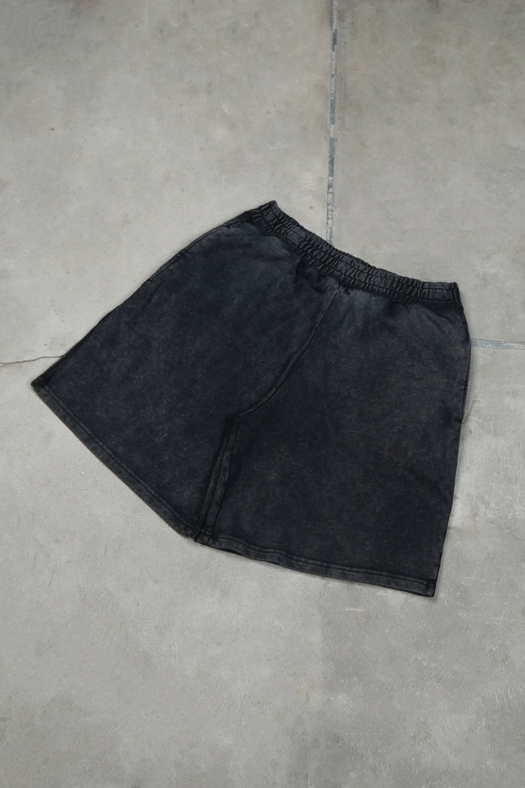 Short Oversized Black